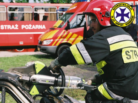 COMPART Zbigniew Dziembowski Centrum Sprztu Ratowniczego - Resqtec Zumro rescue 0444 (www.ratownictwo.com.pl) 30 lat